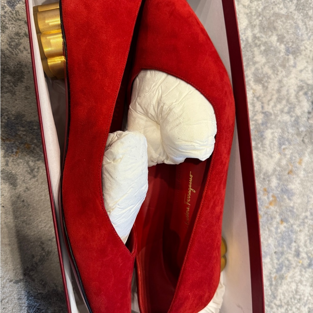 Salvatore Ferragamo Red Suede Pointed-Toe Flats - Picture 3 of 5